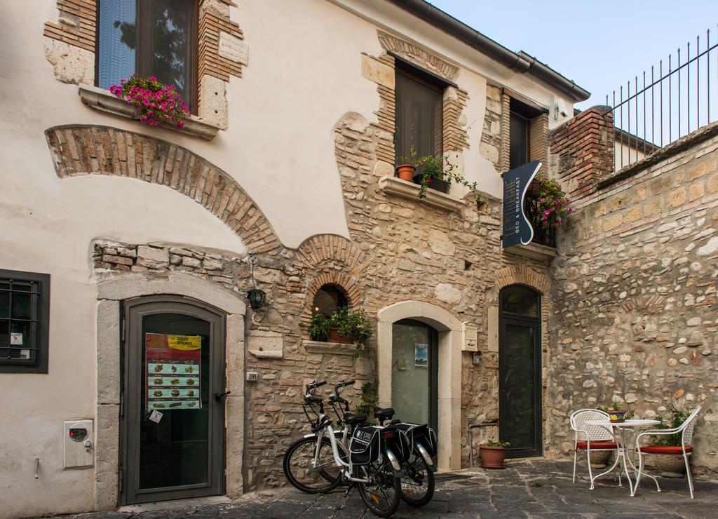 B&B Le Streghe Беневенто Экстерьер фото
