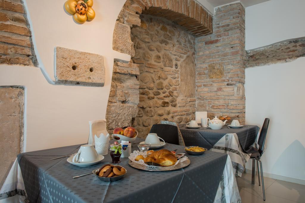 B&B Le Streghe Беневенто Экстерьер фото